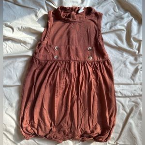 Kate quinn patina sleeveless button belted bubble (bamboo)